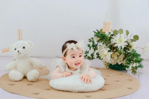 弥勒宝宝什么时候会爬 弥勒宝宝什么时候会爬